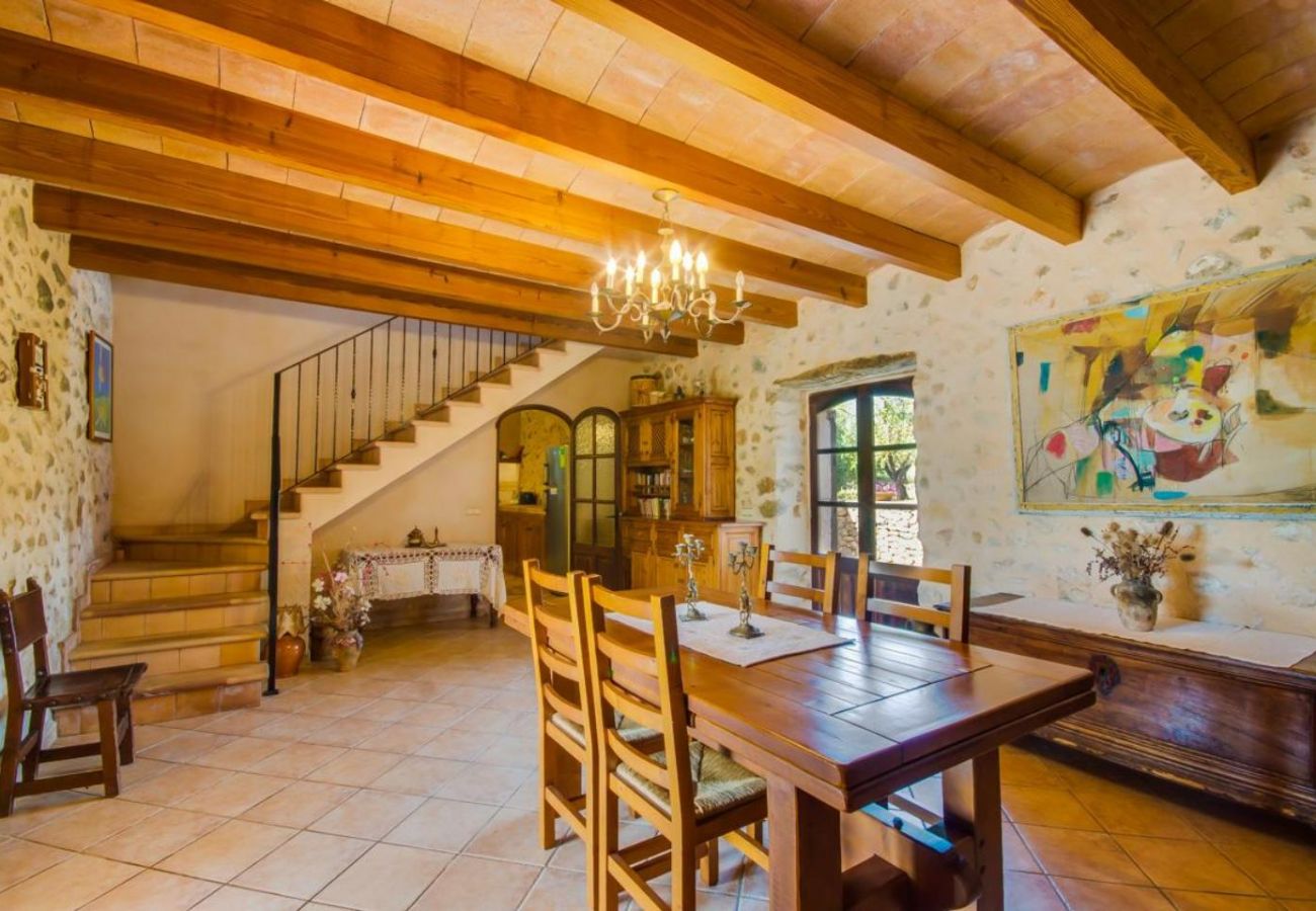 Country house in Buger - Large rustic finca Can Nyany Buger in Mallorca