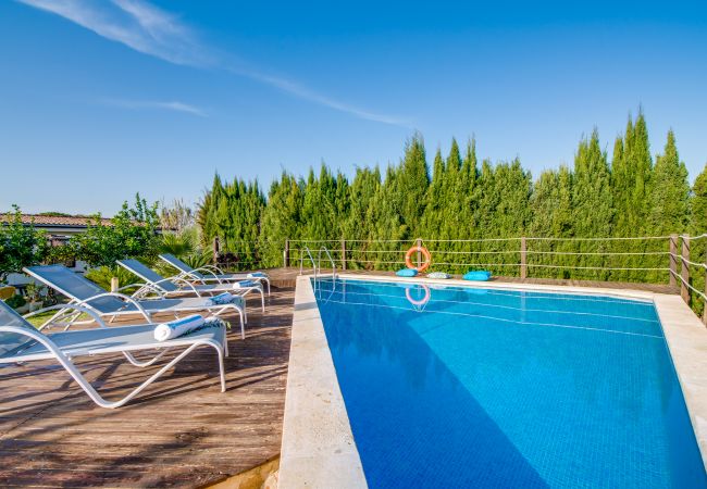 Country house in Alcúdia - Finca Alcudia Sa Vinya Vella near beach with pool Country house in Alcúdia - Finca Alcudia Sa Vinya Vella near beach with pool