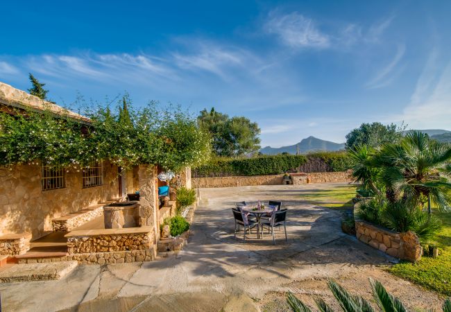 Country house in Alcúdia - Finca Alcudia Sa Vinya Vella near beach with pool Country house in Alcúdia - Finca Alcudia Sa Vinya Vella near beach with pool