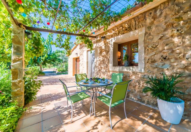Rustic finca only a few minutes from the beach in Mallorca