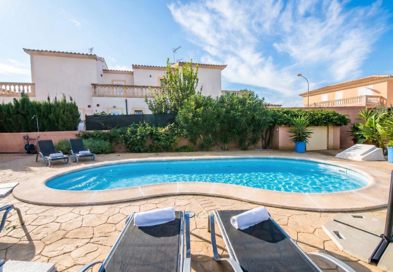 House in Sa Rapita - House with pool Son Moleto near the beach