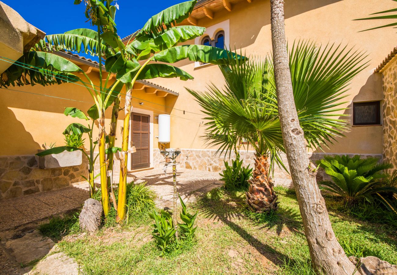 Country house in Santa Margalida - Finca Vernissa next to Can Picafort private pool