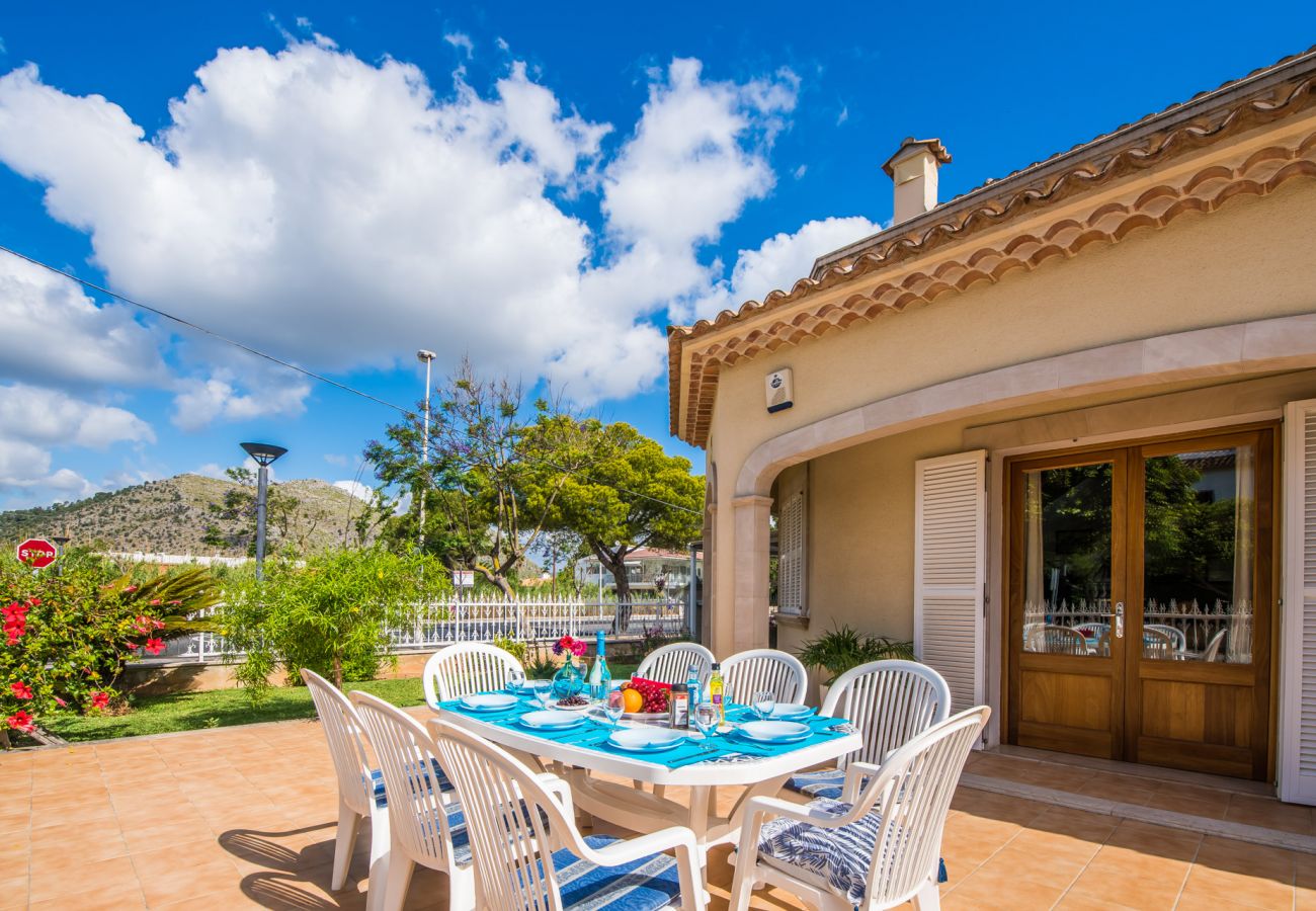 House in Puerto de Alcudia - House Villa Celia in Alcudia next to the beach