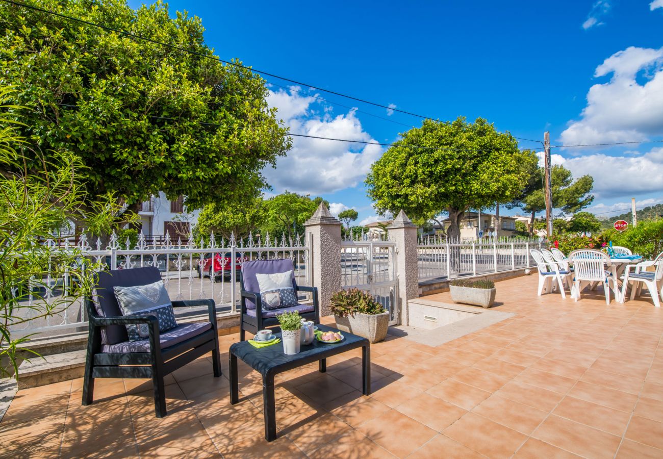 House in Puerto de Alcudia - House next to the beach Villa Celia in Alcudia