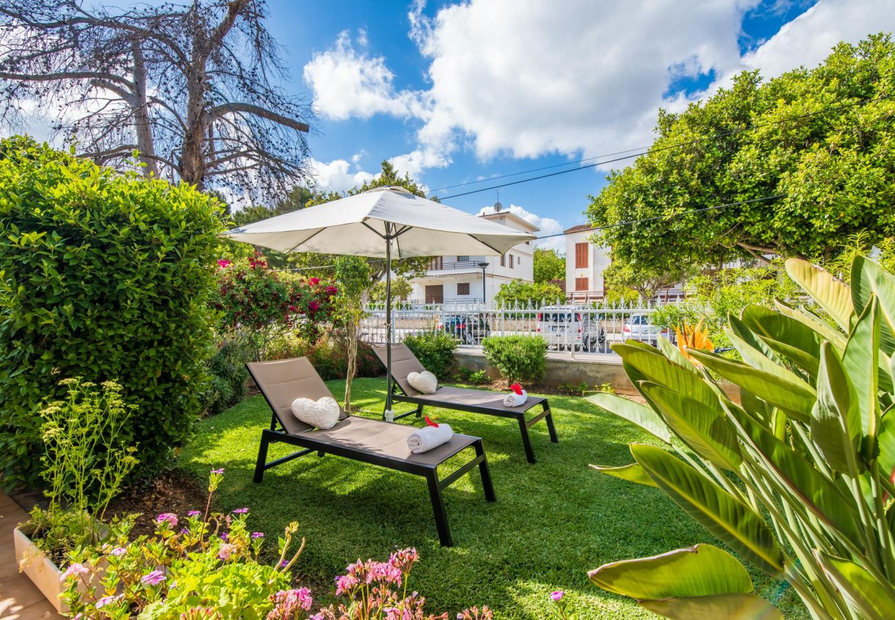House in Puerto de Alcudia - House next to the beach Villa Celia in Alcudia