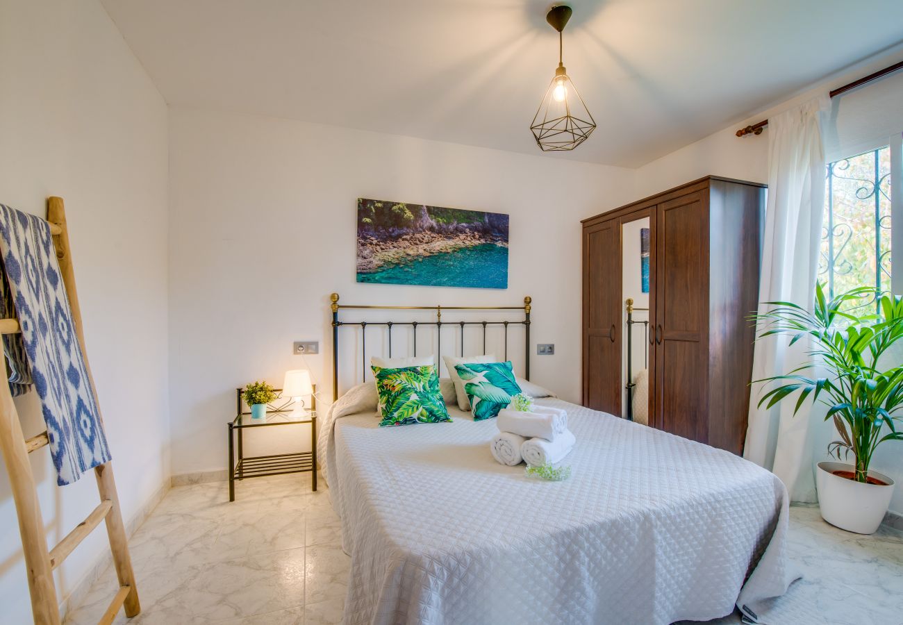 Country house in Alcudia - ☼ Cozy finca with pool.