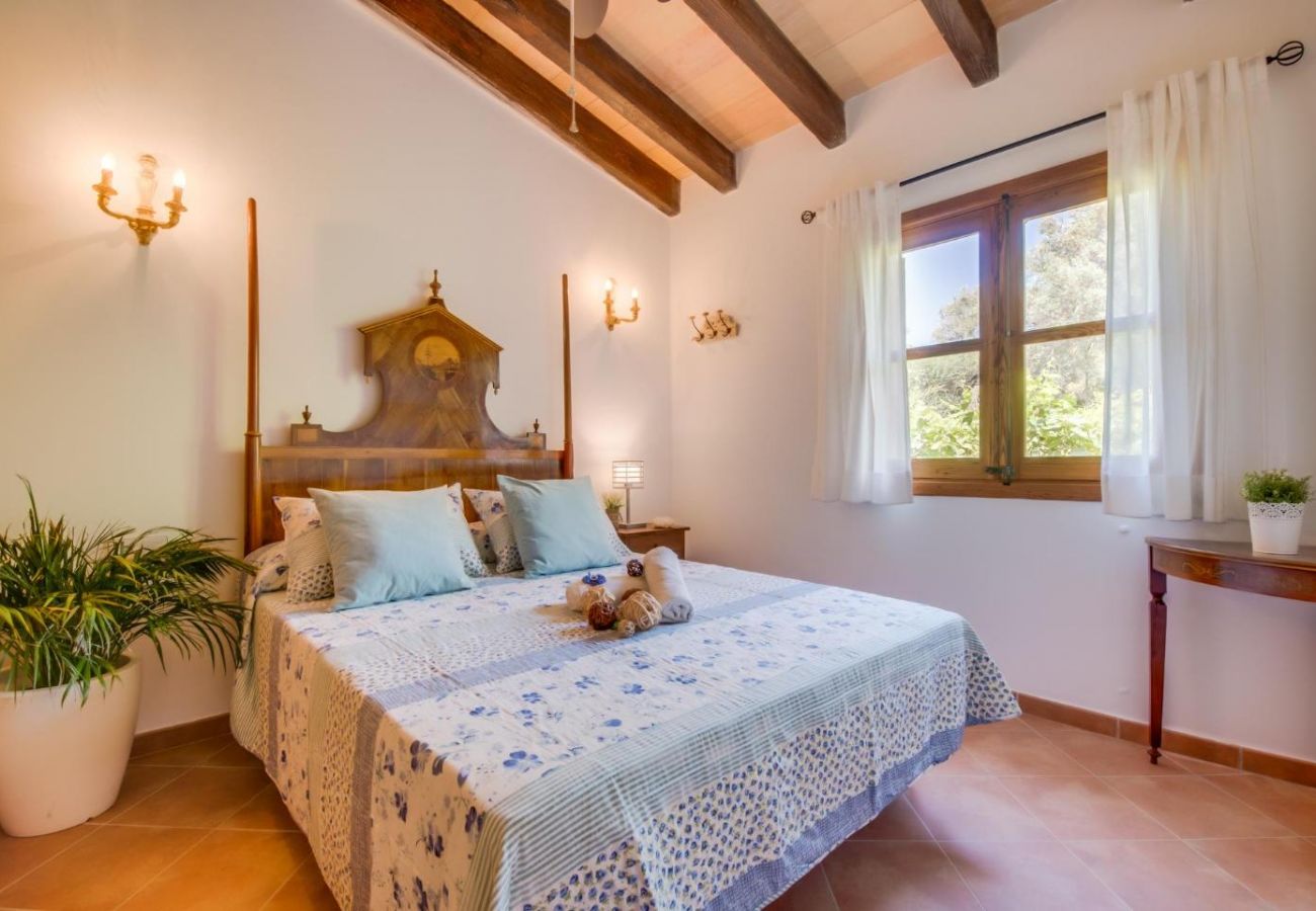 Country house in Selva - Rural Villa  in Mallorca Ses Comes with pool