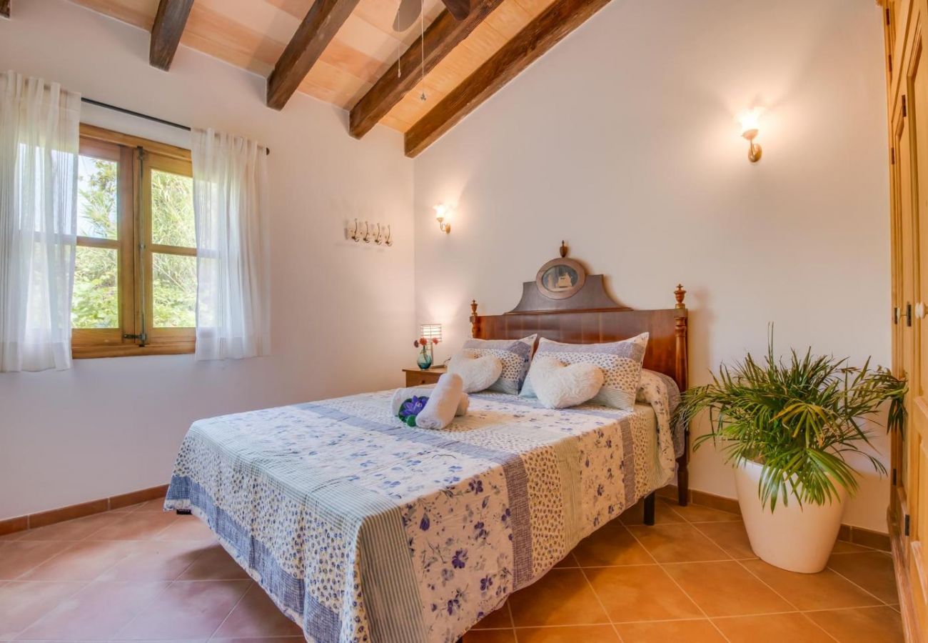 Country house in Selva - Rural Villa  in Mallorca Ses Comes with pool