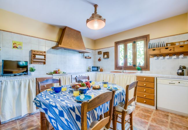 Country house in Inca - Centrally located Finca Mallorca Sa Tanqueta Pool Country house in Inca - Centrally located Finca Mallorca Sa Tanqueta Pool