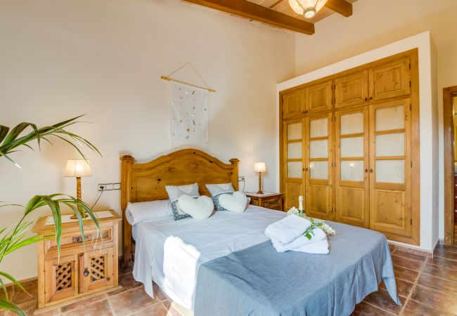 Country house in Inca - Centrally located Finca Mallorca Sa Tanqueta Pool Country house in Inca - Centrally located Finca Mallorca Sa Tanqueta Pool