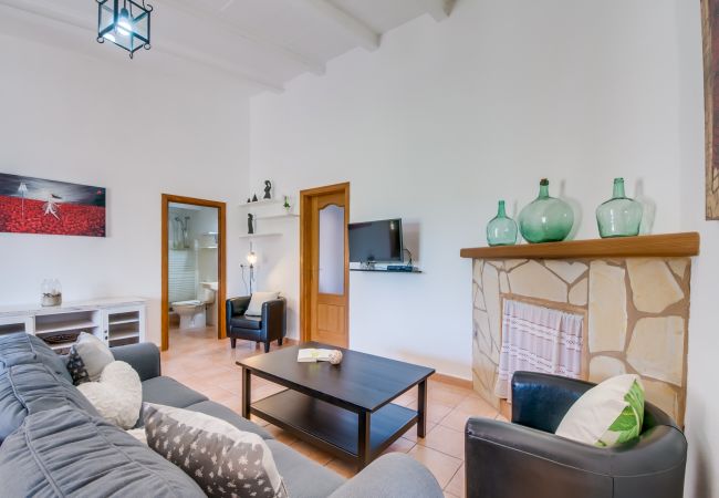 Country house in Santa Margalida - Rural Villa Barranc de son fullos in Mallorca   Country house in Santa Margalida - Rural Villa Barranc de son fullos in Mallorca