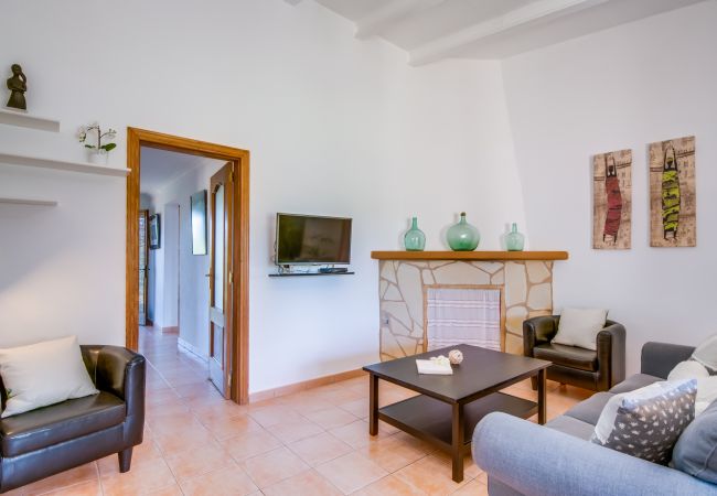 Country house in Santa Margalida - Rural Villa Barranc de son fullos in Mallorca   Country house in Santa Margalida - Rural Villa Barranc de son fullos in Mallorca