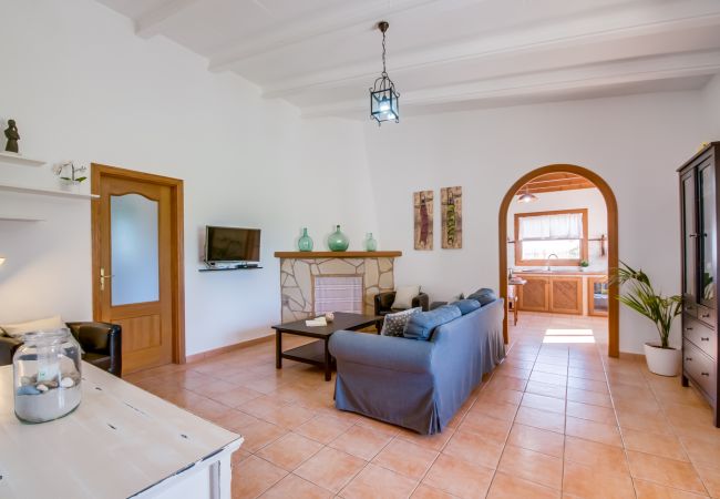 Country house in Santa Margalida - Rural Villa Barranc de son fullos in Mallorca   Country house in Santa Margalida - Rural Villa Barranc de son fullos in Mallorca