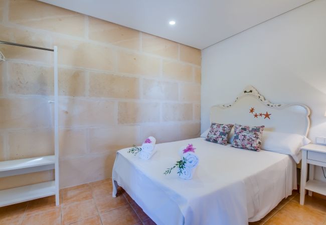 Country house in Santa Margalida - Rural Villa Barranc de son fullos in Mallorca   Country house in Santa Margalida - Rural Villa Barranc de son fullos in Mallorca