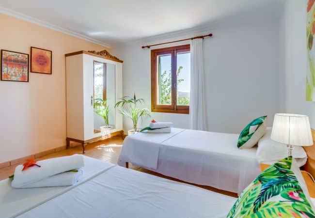 Country house in Santa Margalida - Rural Villa Barranc de son fullos in Mallorca   Country house in Santa Margalida - Rural Villa Barranc de son fullos in Mallorca