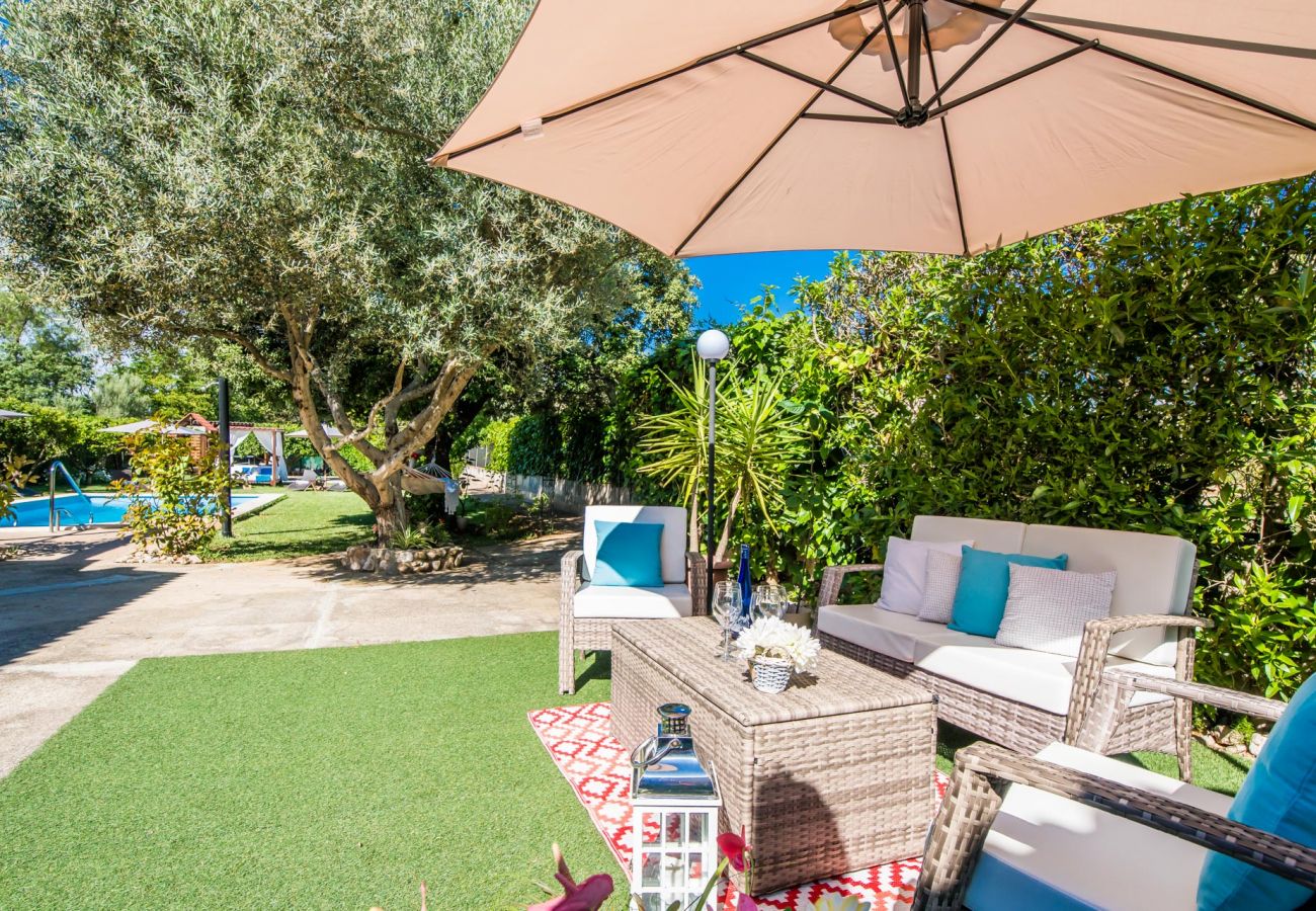 Finca in Mallorca with large outdoor areas, barbecue and private pool