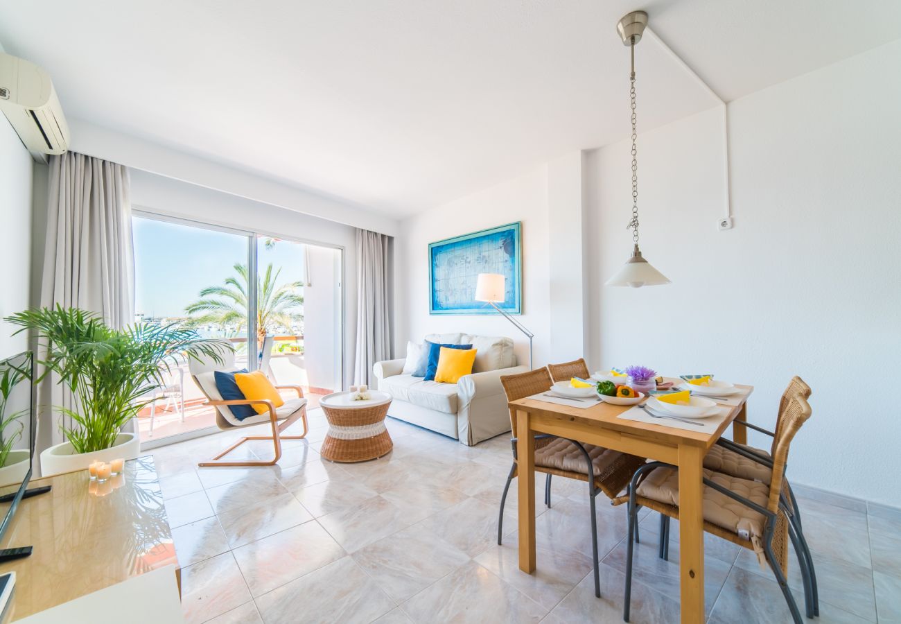 Apartment in Alcudia - Apartment Maritimo in Alcudia seafront