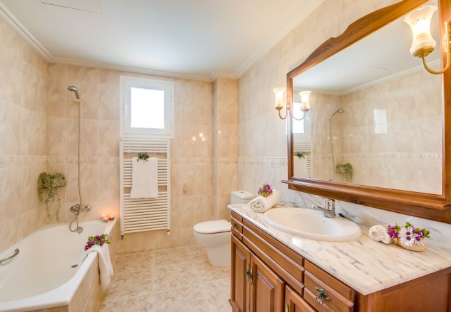 House in Playa de Muro - House pool Villa Corb Mari close beach Playa Muro House in Playa de Muro - House pool Villa Corb Mari close beach Playa Muro