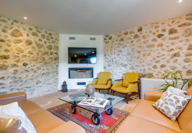Country house in Campanet - Rural finca in the mountain Es Rafal with pool Country house in Campanet - Rural finca in the mountain Es Rafal with pool