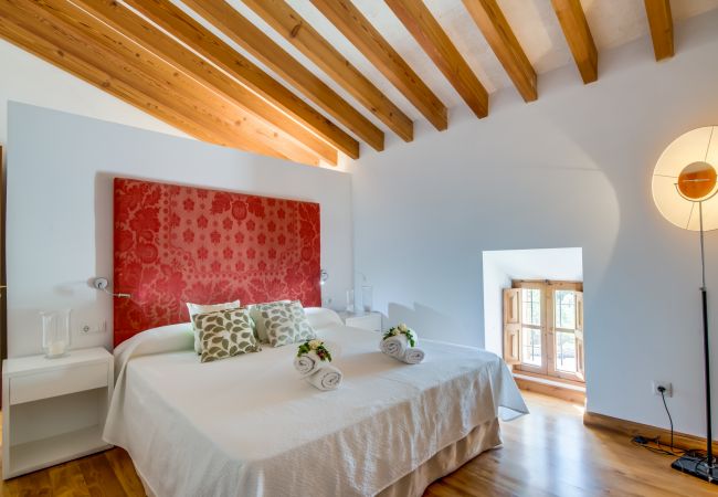 Country house in Campanet - Rural finca in the mountain Es Rafal with pool