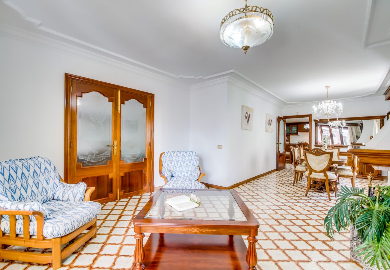 House in Puerto de Alcudia - House in Alcudia Roses with garden near the beach