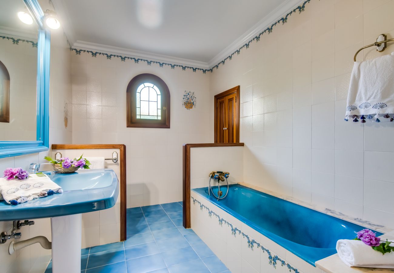 House in Puerto de Alcudia - House in Alcudia Roses with garden near the beach