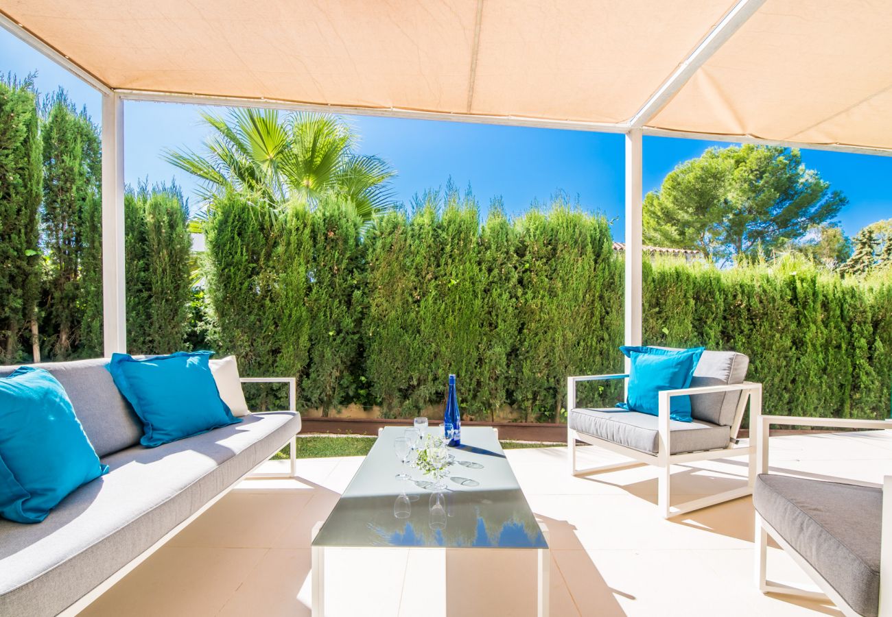 House with Billiard, pool and barbecue in Alcudia