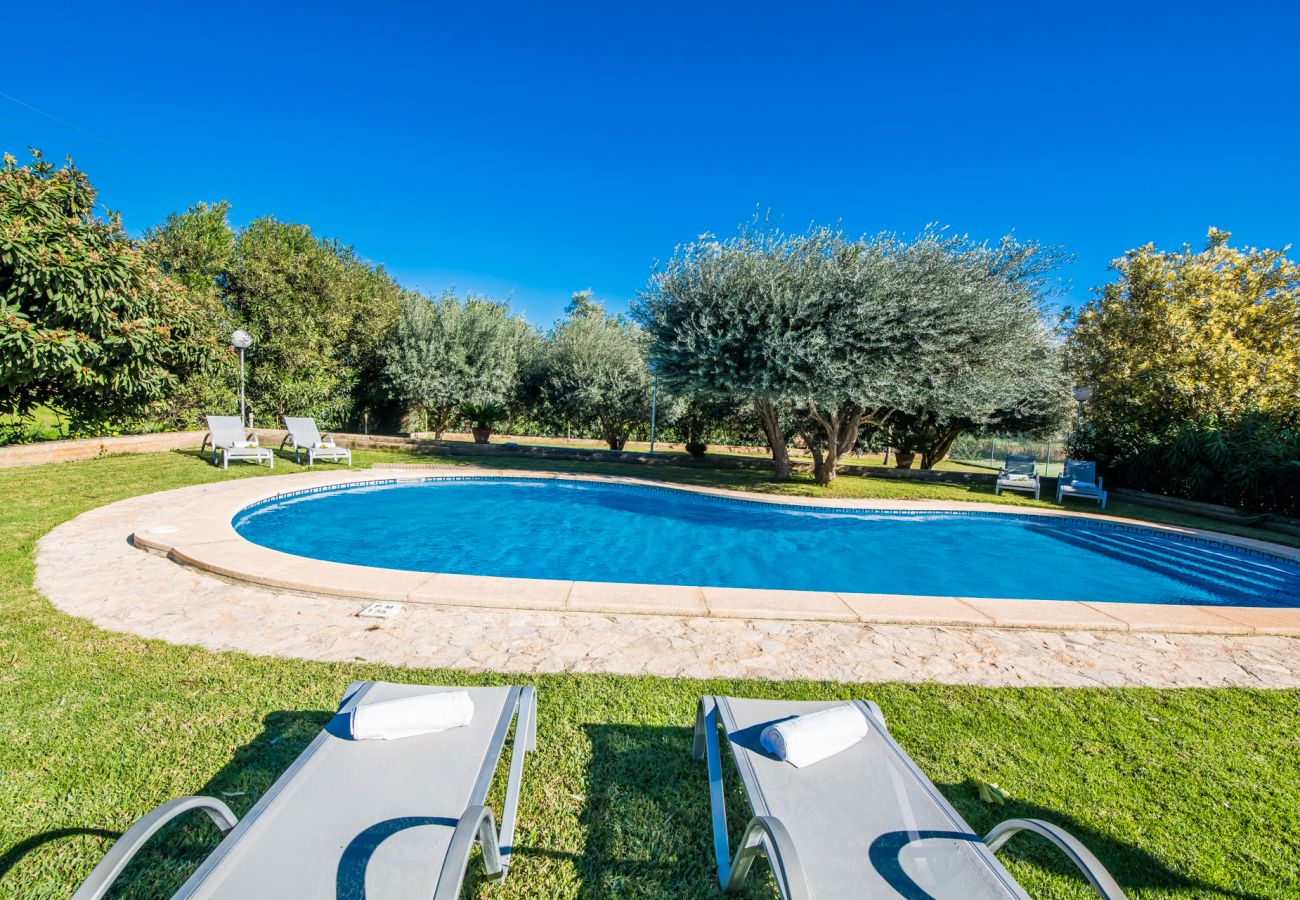 Country house in Buger - Finca in Mallorca Cas Home with tennis court