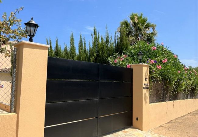 House in Crestatx - Modern house with pool Villa Flores in Mallorca House in Crestatx - Modern house with pool Villa Flores in Mallorca