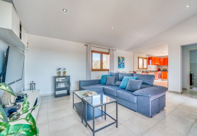 Country house in Buger - Finca in Mallorca Rafal de son Alberti with pool Country house in Buger - Finca in Mallorca Rafal de son Alberti with pool