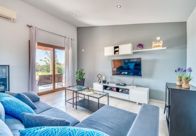 Country house in Buger - Finca in Mallorca Rafal de son Alberti with pool Country house in Buger - Finca in Mallorca Rafal de son Alberti with pool