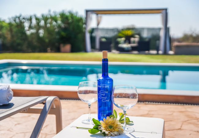 Country house in Buger - Finca in Mallorca Rafal de son Alberti with pool Country house in Buger - Finca in Mallorca Rafal de son Alberti with pool