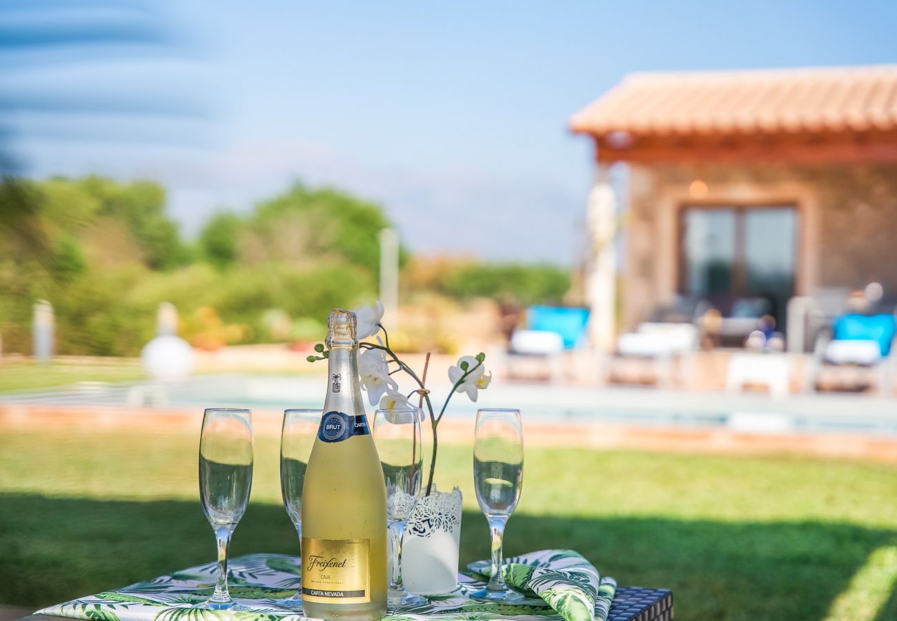 Country house in Buger - Finca in Mallorca Rafal de son Alberti with pool