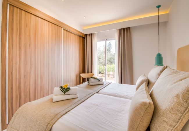 Country house in Sa Pobla - High quality finca with pool Son Vivot in Mallorca Country house in Sa Pobla - High quality finca with pool Son Vivot in Mallorca