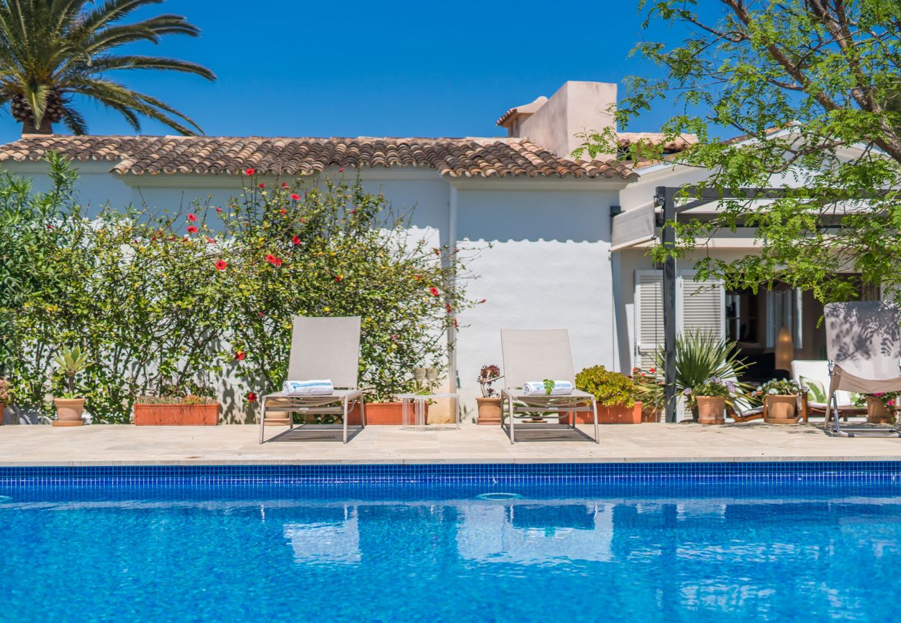 House in Alcudia - Villa Encantada pool in natural surroundings beach