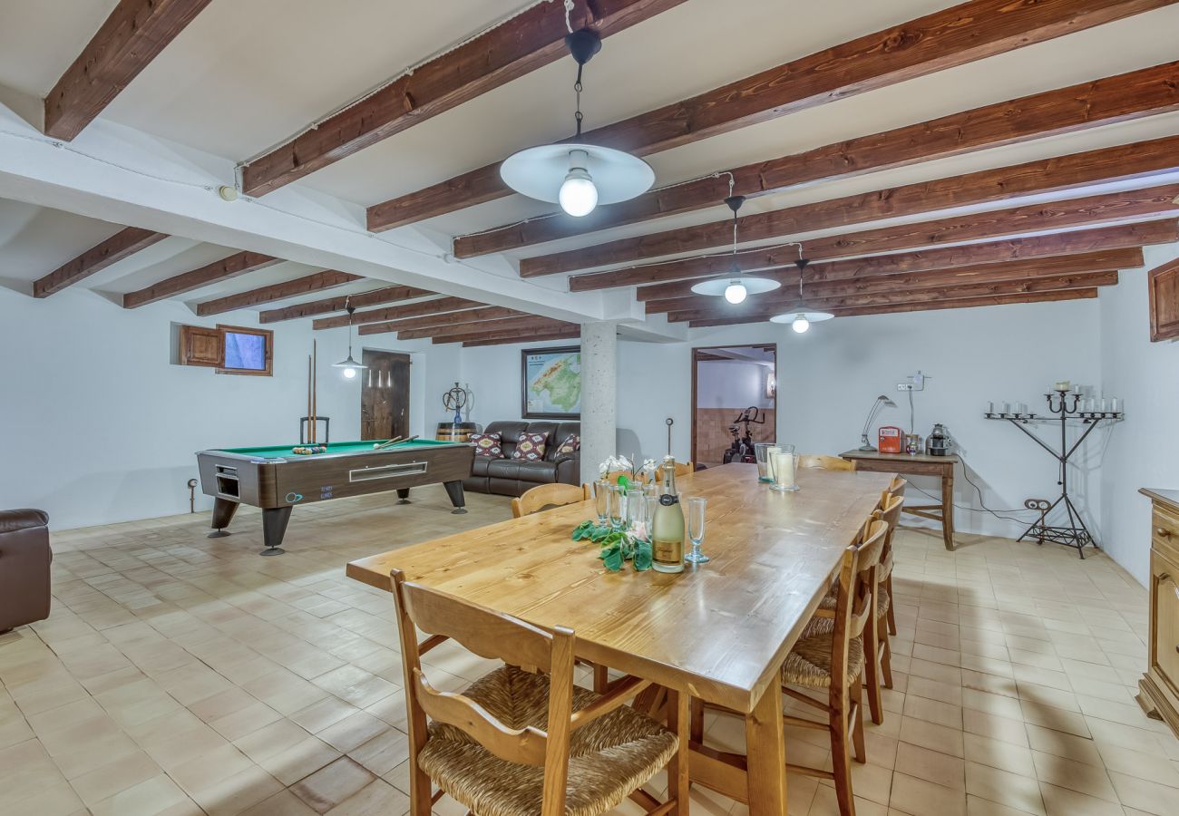 Country house in Binissalem - ☼Mallorcan environment and culture with private swimming pool.