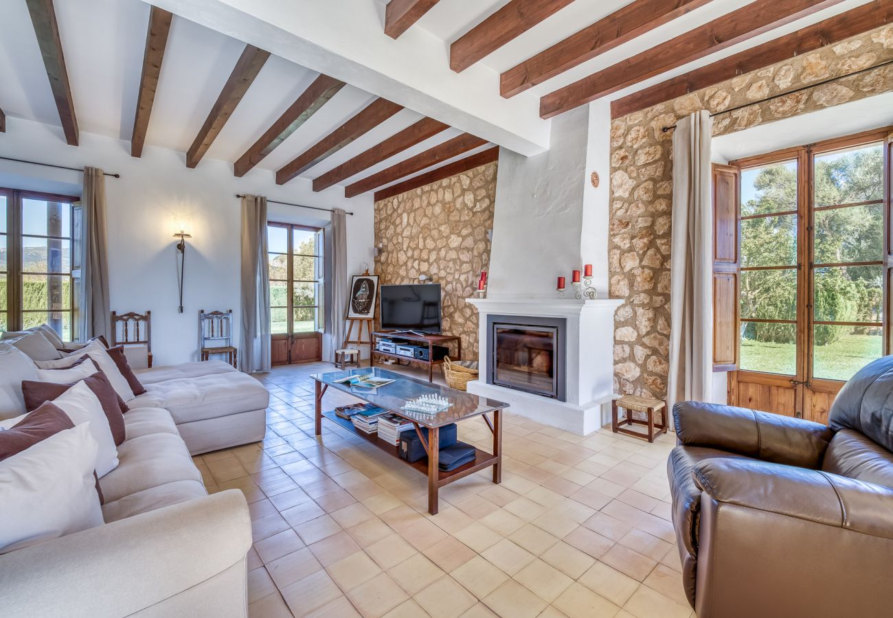 Country house in Binissalem - ☼Mallorcan environment and culture with private swimming pool.