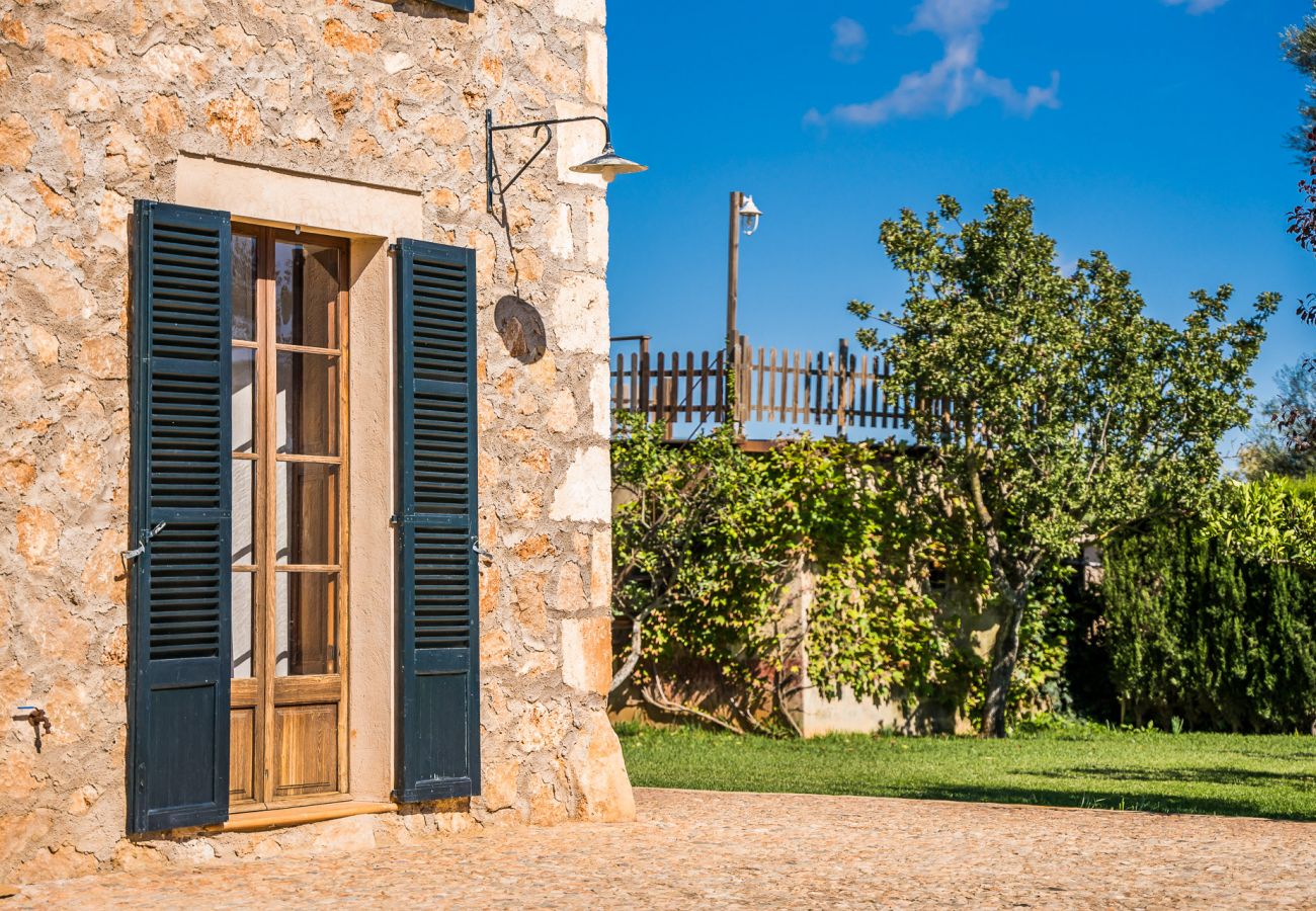 Country house in Binissalem - ☼Mallorcan environment and culture with private swimming pool.