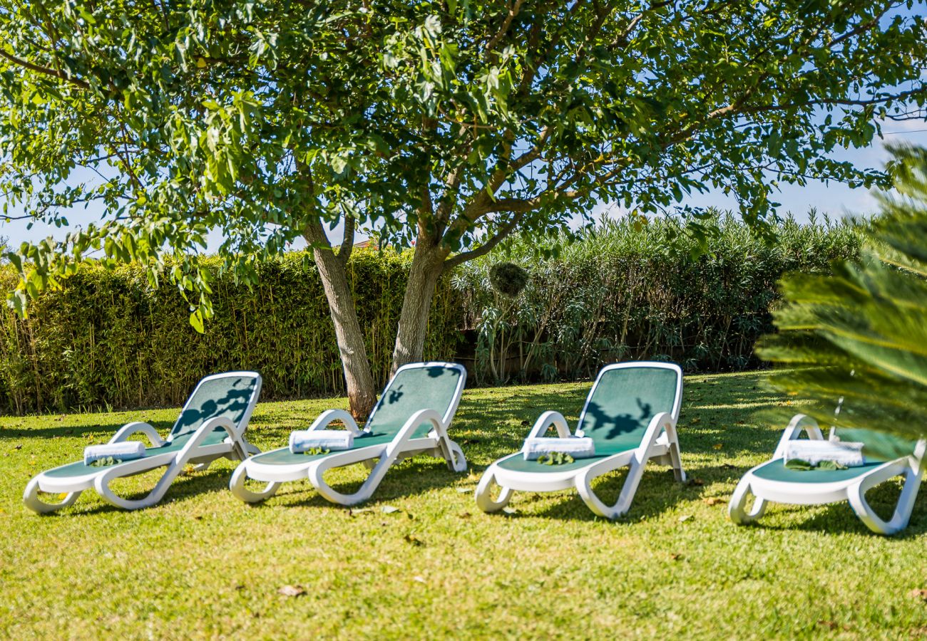 Country house in Binissalem - ☼Mallorcan environment and culture with private swimming pool.