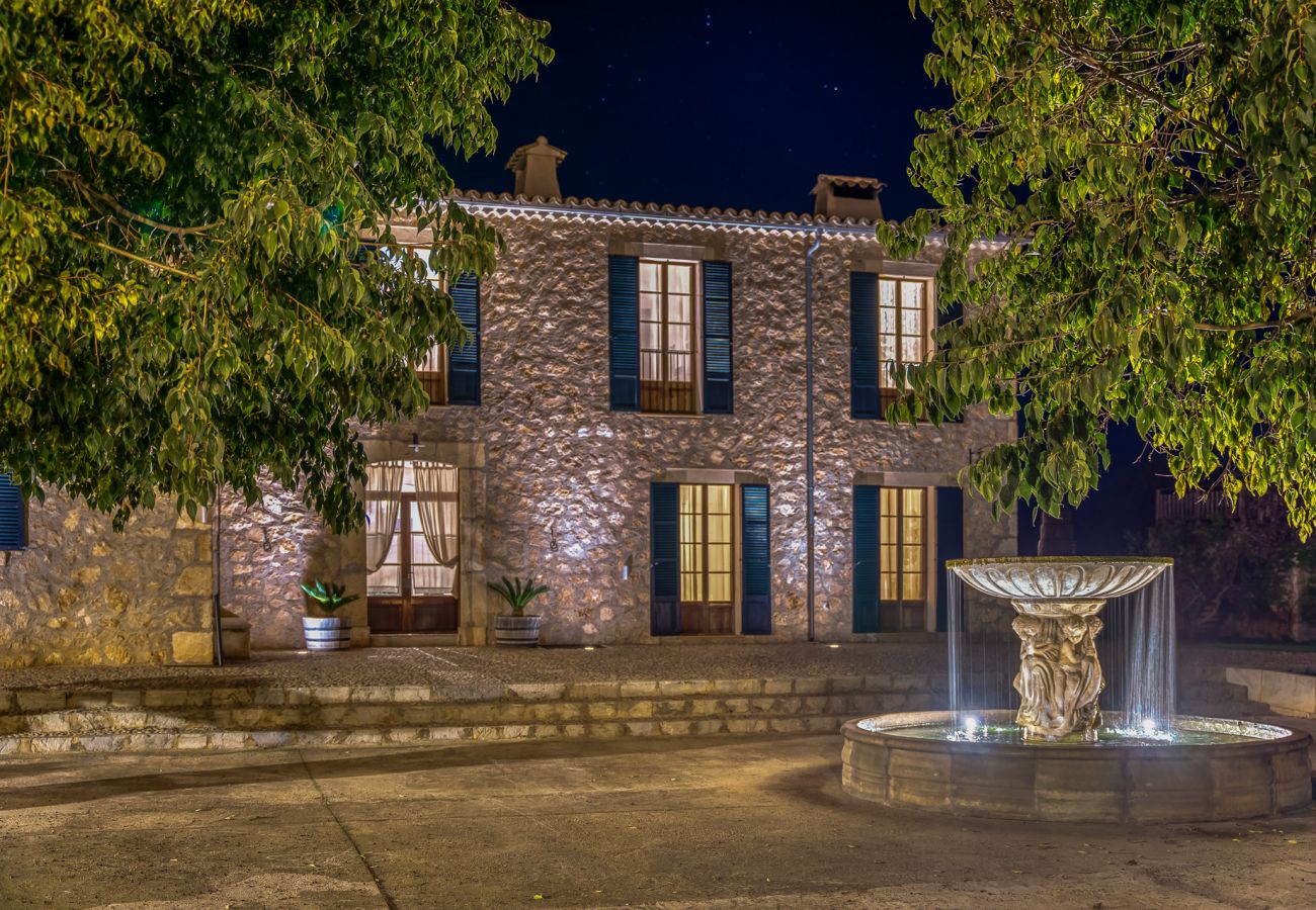 Country house in Binissalem - ☼Mallorcan environment and culture with private swimming pool.