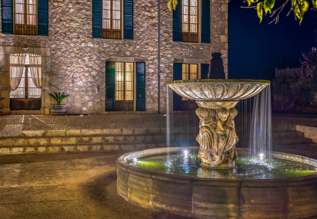 Country house in Binissalem - ☼Mallorcan environment and culture with private swimming pool.