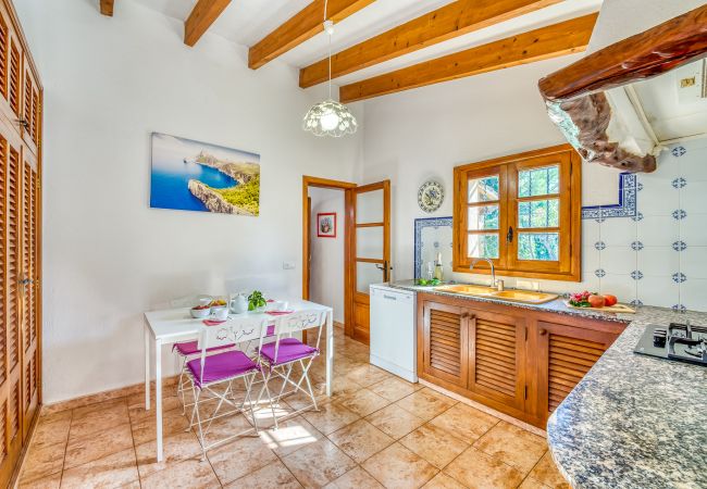 Country house in Pollensa - Villa  in Pollensa Navarro with swimming pool Country house in Pollensa - Villa  in Pollensa Navarro with swimming pool