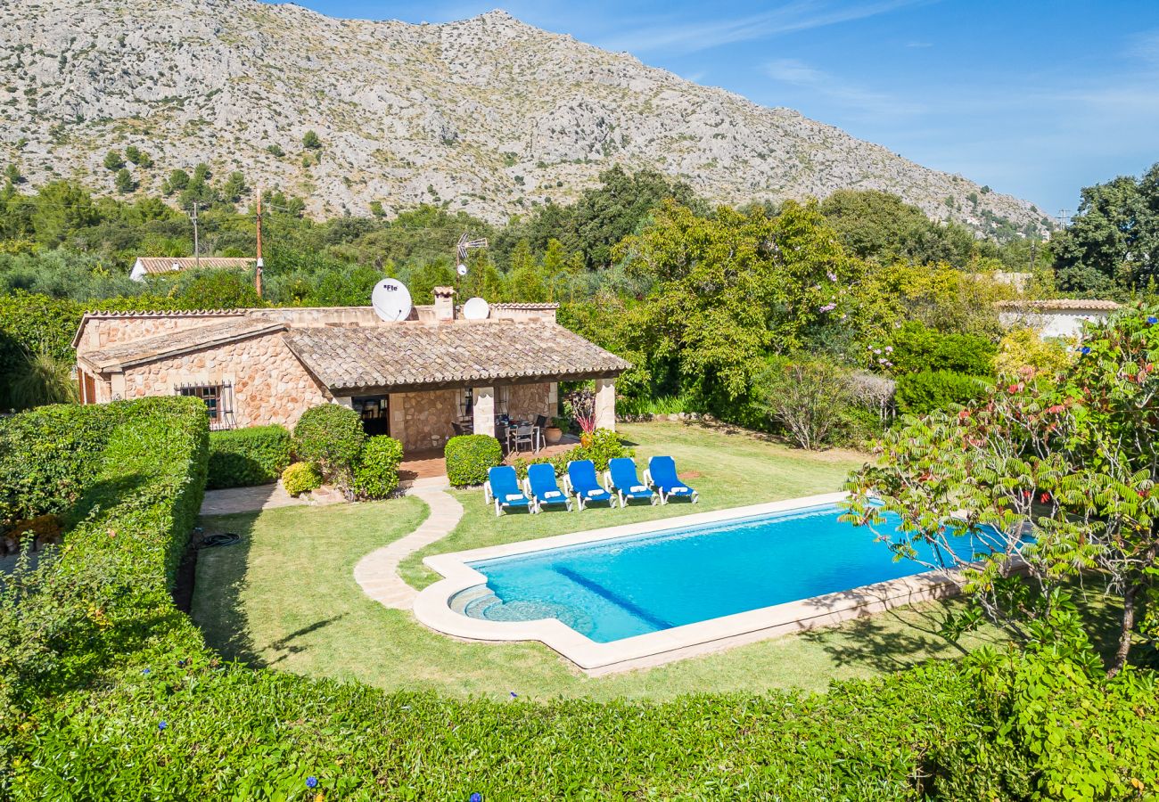 House with private pool and barbecue in Pollensa