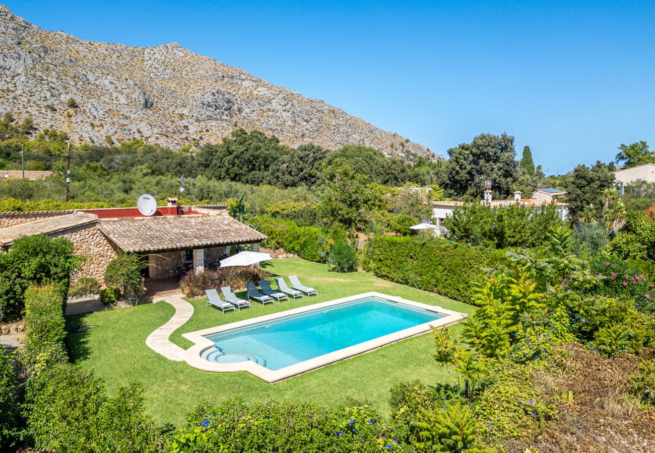 Finca with a pool in Pollensa