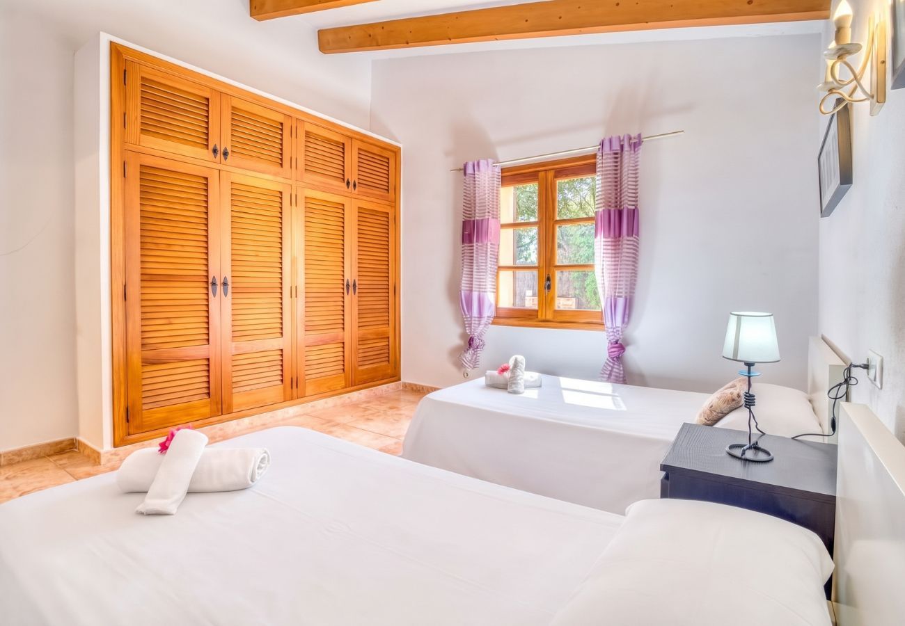Country house in Pollensa - Villa Navarro with swimming pool in Pollensa