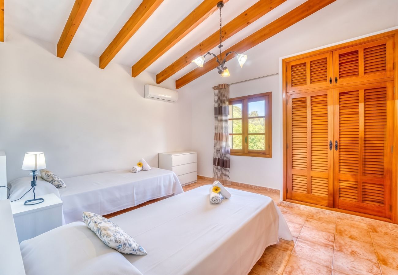 Country house in Pollensa - Villa Navarro with swimming pool in Pollensa