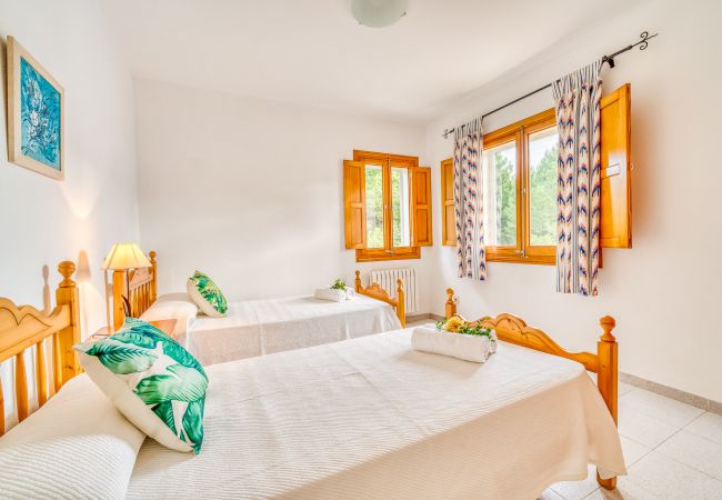 House in Playa de Muro - House with pool Sirenas Playa de Muro  House in Playa de Muro - House with pool Sirenas Playa de Muro