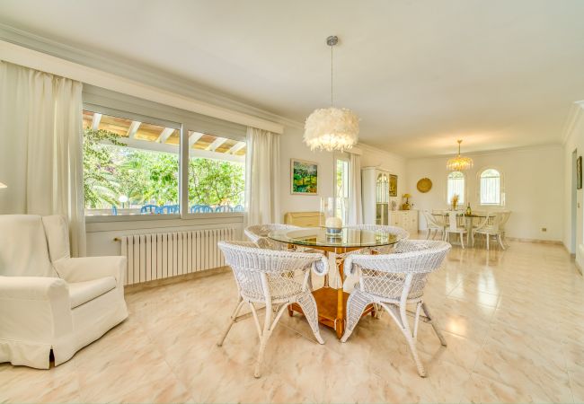 Country house in Colònia de Sant Jordi - Finca near the beach Casa Bonita in Majorca Country house in Colònia de Sant Jordi - Finca near the beach Casa Bonita in Majorca