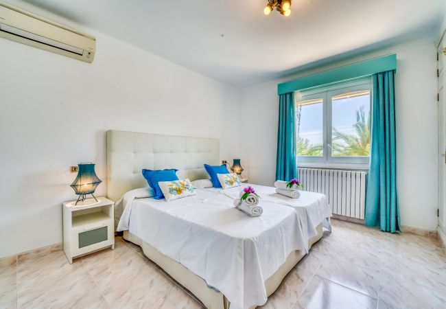 Country house in Colònia de Sant Jordi - Finca near the beach Casa Bonita in Majorca Country house in Colònia de Sant Jordi - Finca near the beach Casa Bonita in Majorca
