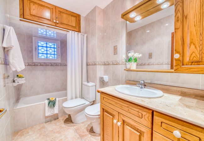 House in Alcúdia - House near beach Nenufars with mountain views House in Alcúdia - House near beach Nenufars with mountain views